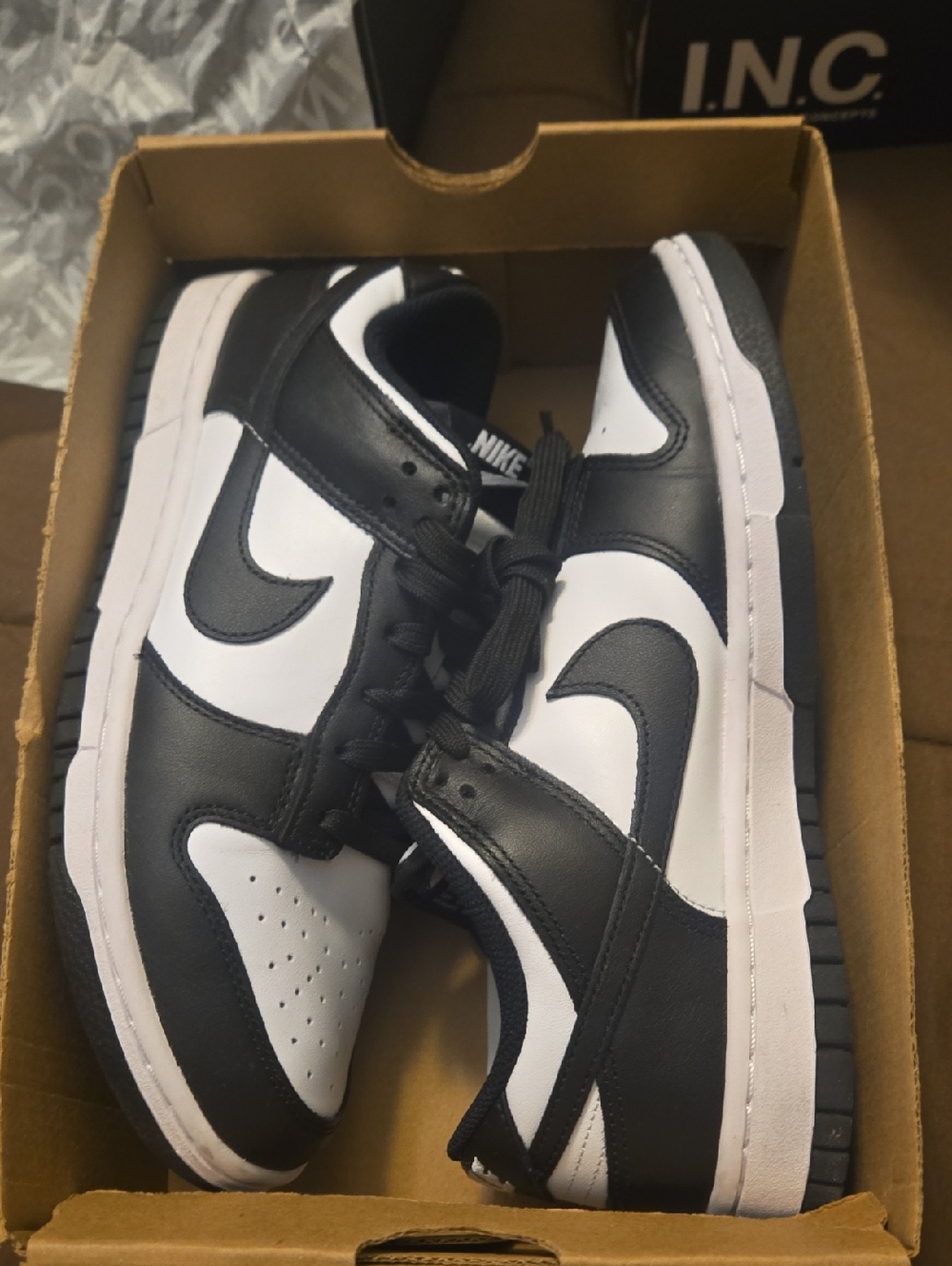 Nike Dunk Low Black And White